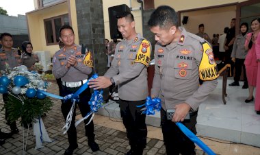 Polres-Jember-Luncurkan-Bus-SIM-Keliling-Permudah-Layanan-SIM-untuk-Masyarakat