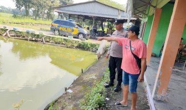 Polsek-Sukodono-Dampingi-Pembudidaya-Ikan-Lele-Ketahanan-Pangan-di-Desa-Pademonegoro