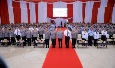 Pelajar-SMA-Taruna-Nusantara-Kunjungi-STIK-Polri,-Kenali-Dunia-Kepolisian-Lebih-Dekat