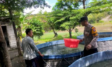 Polsek-Taman-Dampingi-Warga-Budidaya-Ikan-Lele-untuk-Dukung-Ketahanan-Pangan-Desa
