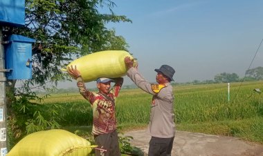 Bhabinkamtibmas-Semambung-Tinjau-Lahan-P2B-Warga