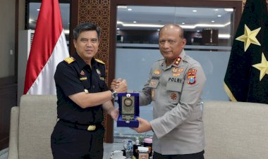 Perkuat-Sinergi,-Polda-Jatim-dan-Bea-Cukai-Tingkatkan-Pengawasan-Barang-Ilegal
