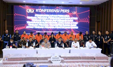 Bareskrim-Polri-Ungkap-Sindikat-Pembobolan-Rekening-Dormant-Senilai-Rp204-Miliar,-9-Tersangka-Diamankan
