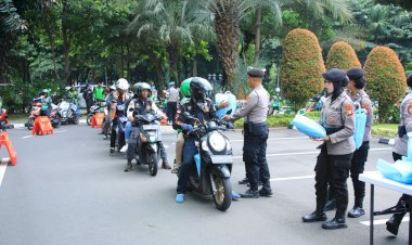 Gelar-Jum’at-Peduli,-Polda-Metro-Jaya-Ajak-Komunitas-Ojek-Online-Jaga-Jakarta