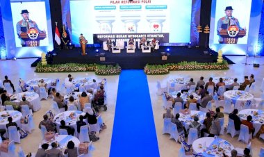 Sarasehan-Hari-Jadi-ke-74-Humas-Polri,-Nanan-Soekarna:-Polisi-Humanis-Berlandaskan-Kejujuran