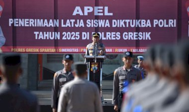 Latja-Diktuk-Bintara-Polri-2025-di-Polres-Gresik-50-Siswa-Siap-Terjun-Layani-Masyarakat