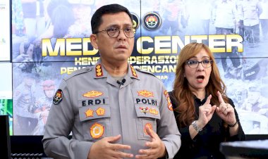 Polri-Distribusi-Bantuan-Polri-Capai-159-Ton,-12-Ribu-Personel-Dikerahkan