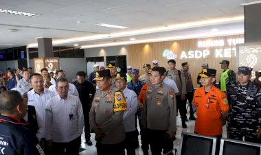Kapolda-Jatim-Tinjau-Pos-Terpadu-Pelabuhan-Ketapang-Pastikan-Puncak-Nataru-Aman-Lancar