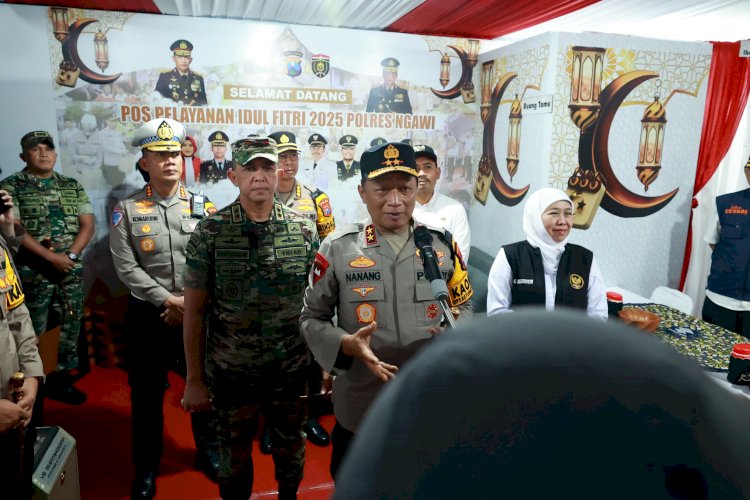 Tinjau Arus Mudik di Rest Area 575 A Ngawi Kapolda Jatim Himbau Pemudik Manfaatkan Posyan Untuk Istirahat