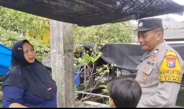 Bhabinkamtibmas Desa Beringin Bendo Bahas Upaya Ketahanan Pangan Budidaya Ikan Lele dengan Warga