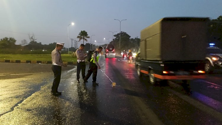 Polda Jatim Terjunkan Tim TAA Olah TKP Kecelakaan Truk Tabrak 9 Kendaraan di Purwodadi Pasuruan