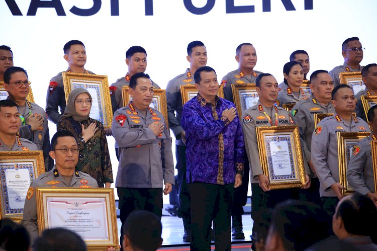Divisi Humas Polri Raih Predikat WBK, Menpan RB Sampaikan Apresiasi