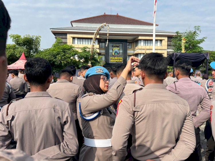 Jelang Hari Bhayangkara ke-79, Bid Propam Polda Jatim Cek Kedisiplinan Anggota