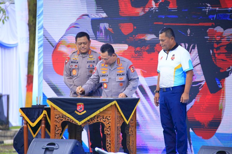 Kapolri Buka 