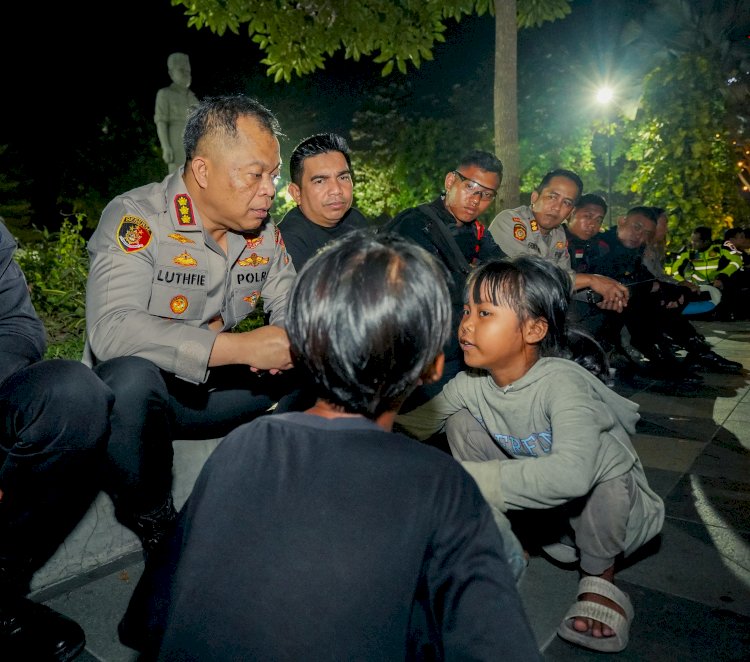 Harkamtibmas, Kapolrestabes Surabaya Pimpin Patroli Skala Besar Tiga Pilar Hingga Dini Hari