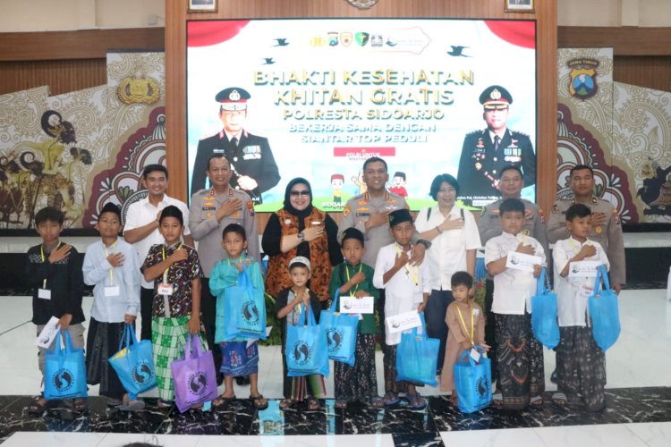 Polresta Sidoarjo Gelar Khitan Massal Gratis