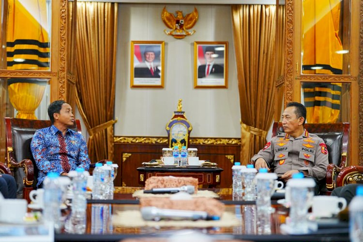 Audiensi Dengan Menhut, Kapolri Siap Bersinergi Hadapi Karhutla