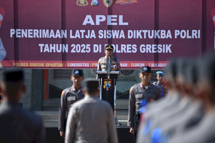 Latja Diktuk Bintara Polri 2025 di Polres Gresik 50 Siswa Siap Terjun Layani Masyarakat