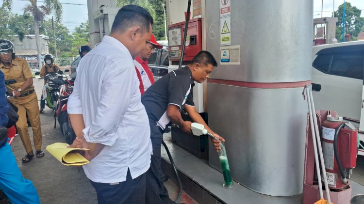 Polres Bondowoso Sidak SPBU Tindak Lanjuti Keluhan Masyarakat Terkait Pertalite