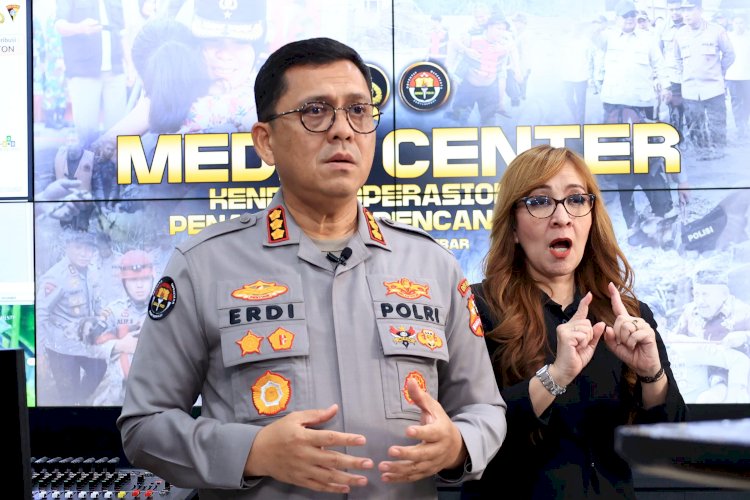 Polri Distribusi Bantuan Polri Capai 159 Ton, 12 Ribu Personel Dikerahkan