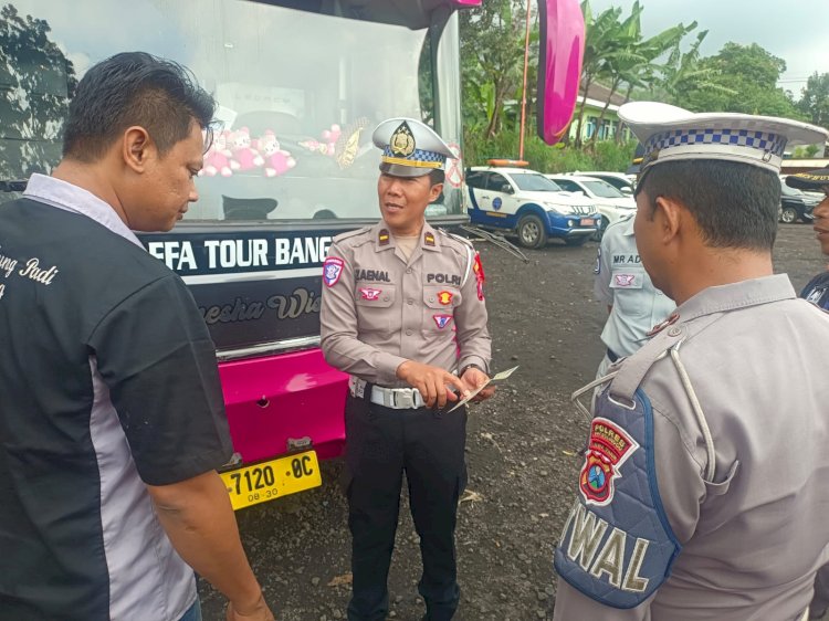 Polres Probolinggo Gelar Ramp Check Gabungan Angkutan Pariwisata Nataru 2025–2026
