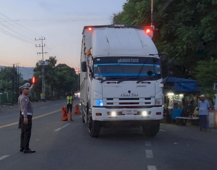 Polresta Banyuwangi Optimalkan Buffer Zone Bulusan Kepadatan Terurai, Sopir Puji Polisi